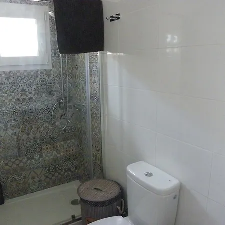 Apartment Omega 5 *
